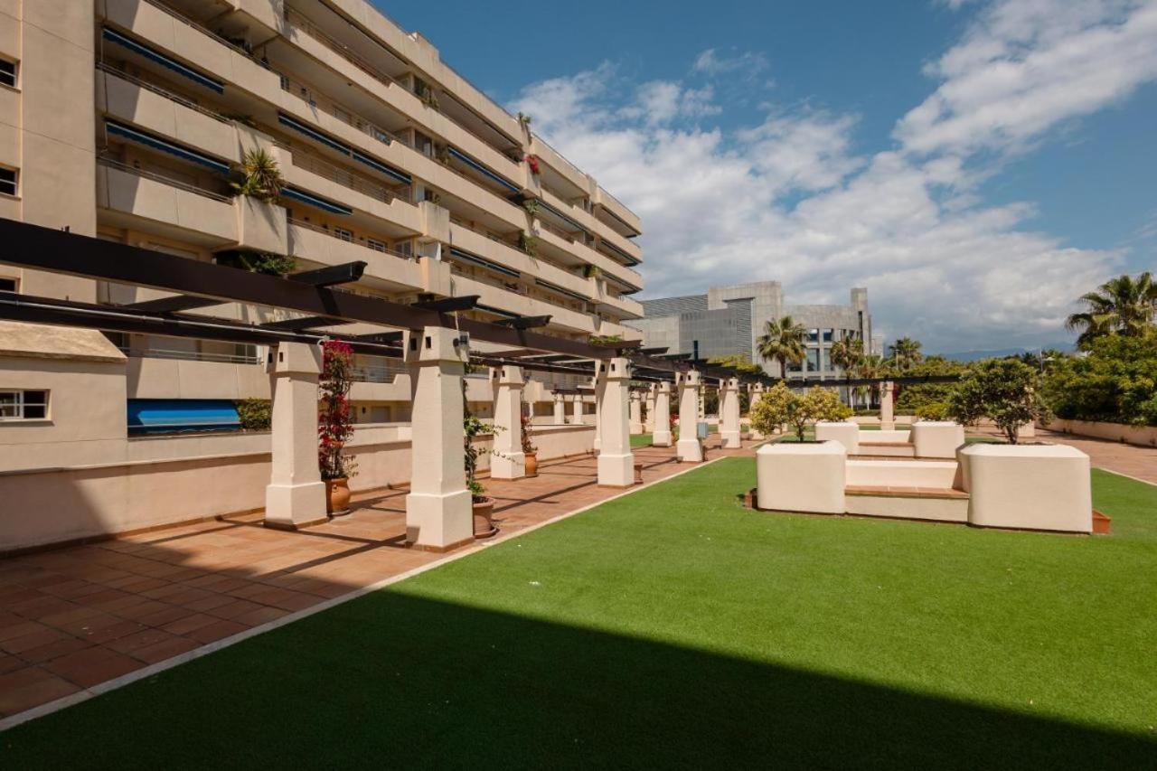 3 Room Lux Apt Puerto Banus-Terrace 5 Min To Beach Marbella Luaran gambar